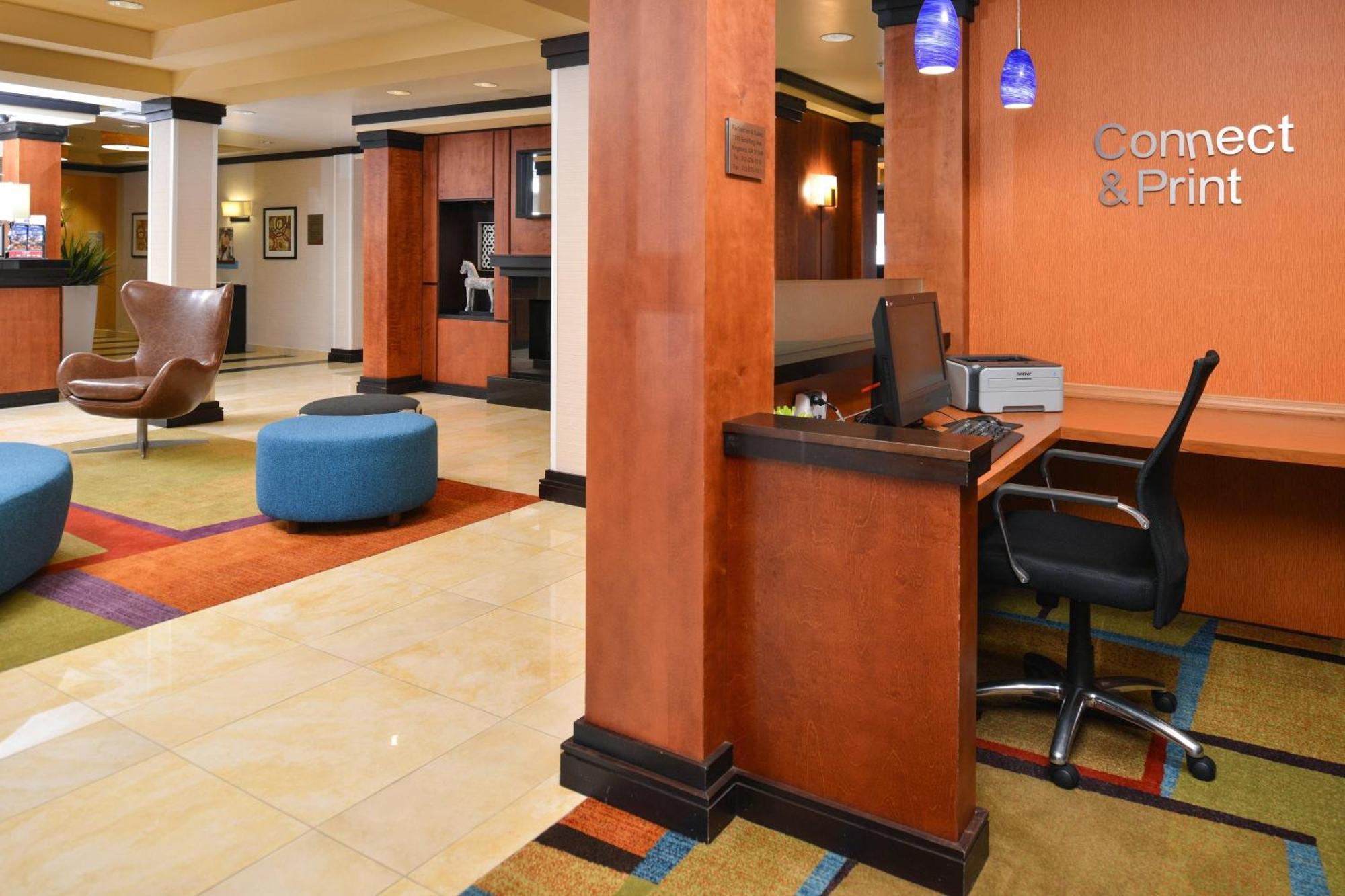 Fairfield Inn & Suites Кингсленд Экстерьер фото
